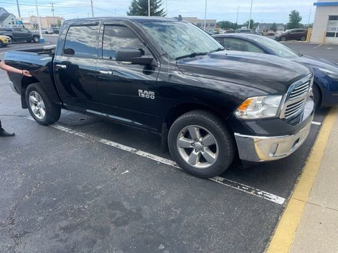 Used 2018 RAM 1500 Big Horn AWD/4WD image 4