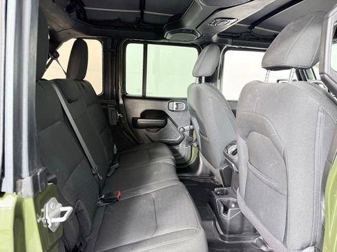 Used 2022 Jeep Wrangler Unlimited Sport image 23