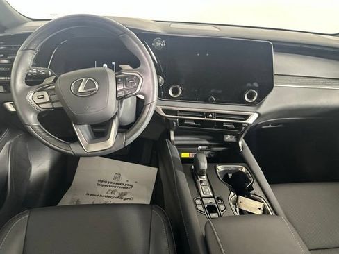 Used 2025 Lexus RX 350 AWD image 28