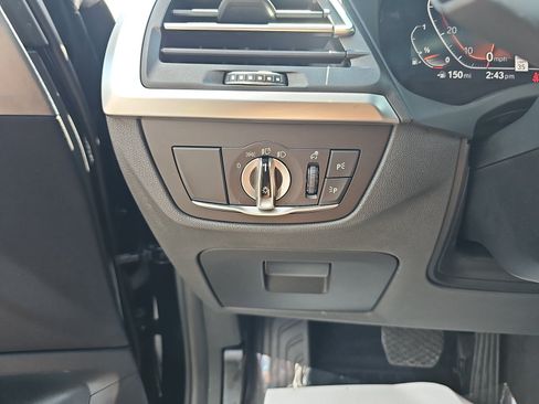 Used 2023 BMW X3 sDrive30i w/ Premium Package w/ZPA RWD image 33