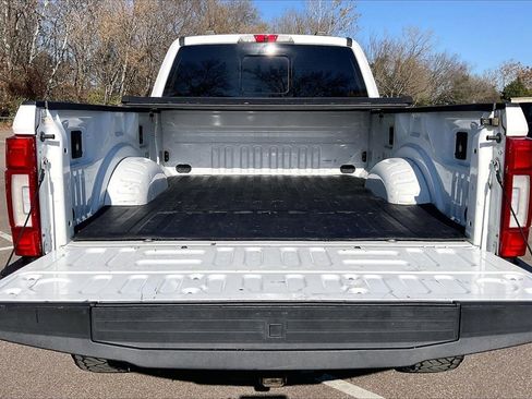 Used 2022 Ford F250 Platinum w/ FX4 Off-Road Package image 34