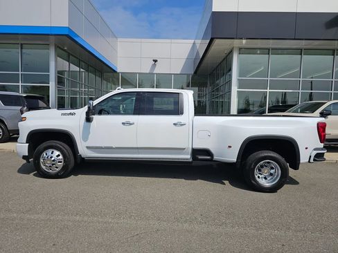 New 2026 Chevrolet Silverado 3500 High Country w/ High Country Premium Package AWD/4WD image 4