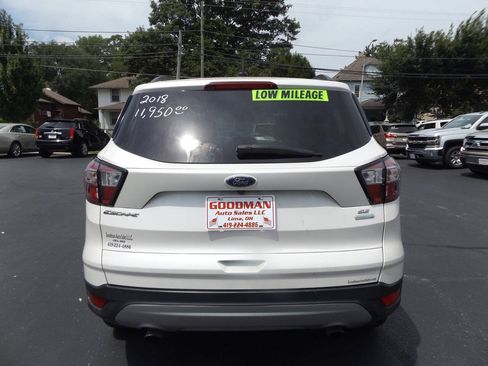 Used 2018 Ford Escape SE FWD image 7