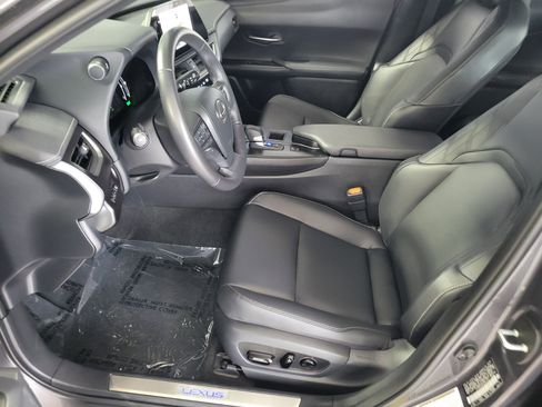 Used 2025 Lexus UX 300h FWD w/ Accessory Package (Z2) image 11
