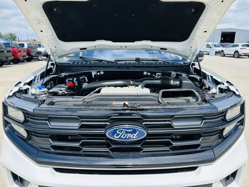 Used 2025 Ford Expedition Active AWD/4WD image 53