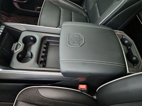 New 2026 RAM 1500 Laramie AWD/4WD image 28