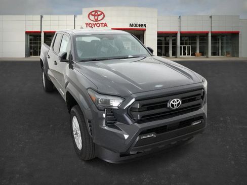 New 2025 Toyota Tacoma SR5 image 32