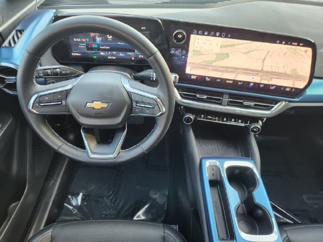 Used 2024 Chevrolet Equinox EV LT AWD/4WD image 27