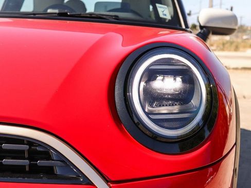 Used 2026 MINI Cooper 2-Door Hardtop FWD image 12