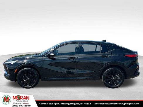 Certified 2024 Buick Envista Sport Touring w/ Convenience I Package FWD image 2