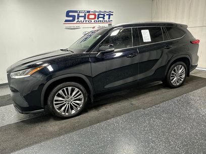 Used 2022 Toyota Highlander Platinum