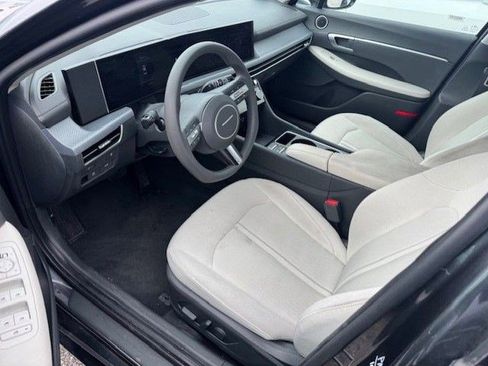 Used 2025 Hyundai Sonata SEL image 16