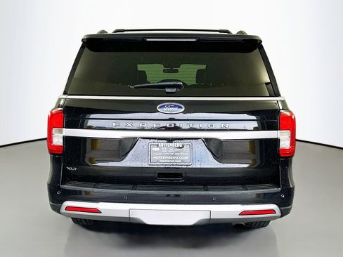 Used 2023 Ford Expedition XLT AWD/4WD image 6