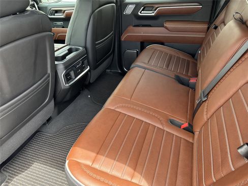 Used 2024 GMC Sierra 1500 Denali Ultimate AWD/4WD image 31