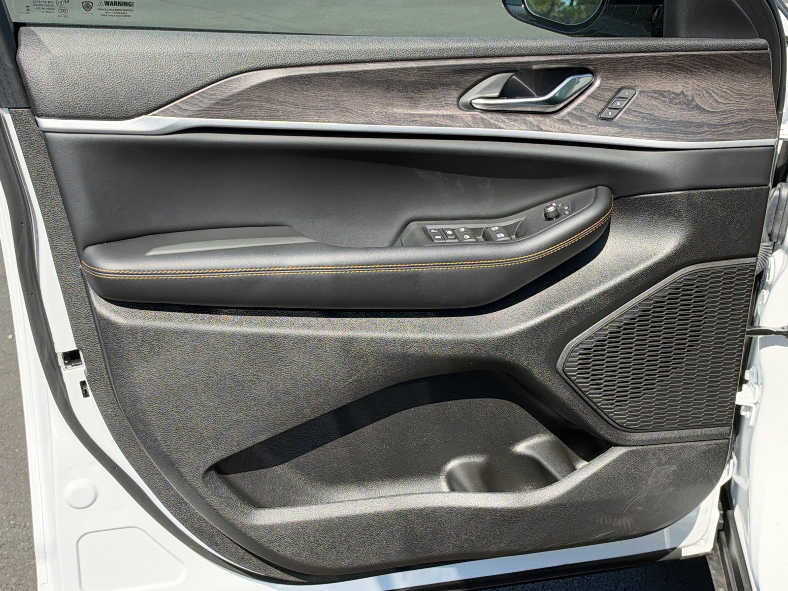 New 2026 Jeep Grand Cherokee Limited AWD/4WD image 10