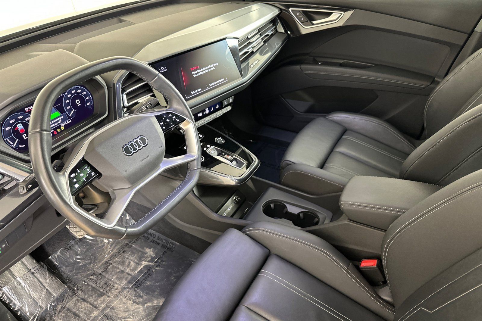 Certified 2023 Audi Q4 e-tron Premium w/ Convenience Package AWD/4WD image 9