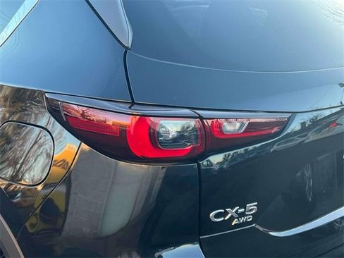 Used 2023 MAZDA CX-5 AWD 2.5 S w/ Premium Package image 9