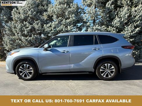 Used 2024 Toyota Highlander XLE AWD/4WD image 5