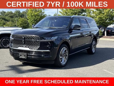 Used 2025 Lincoln Navigator L Reserve AWD/4WD image 5