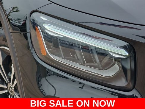 Used 2025 Mercedes-Benz GLB 250 image 33