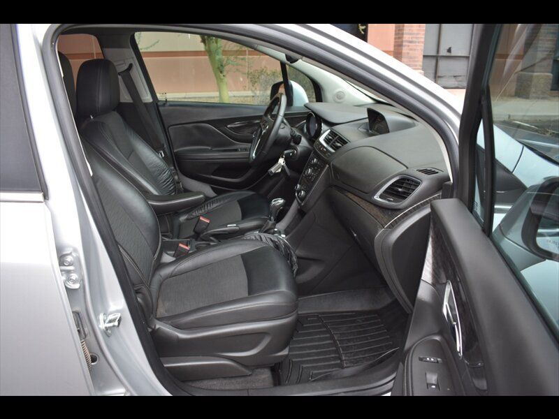 Used 2016 Buick Encore FWD image 29