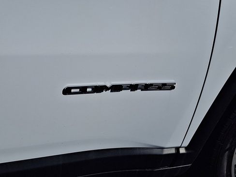 Used 2024 Jeep Compass Limited AWD/4WD image 31