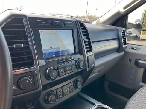 Used 2020 Ford F250 XLT w/ XLT Premium Package image 12