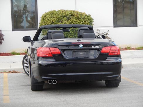 Used 2012 BMW 328i Convertible image 14