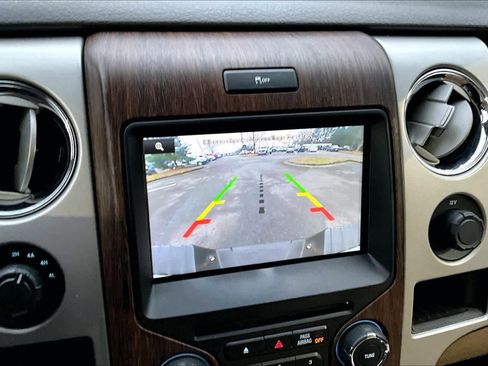 Used 2014 Ford F150 Lariat w/ Equipment Group 502A Luxury image 28