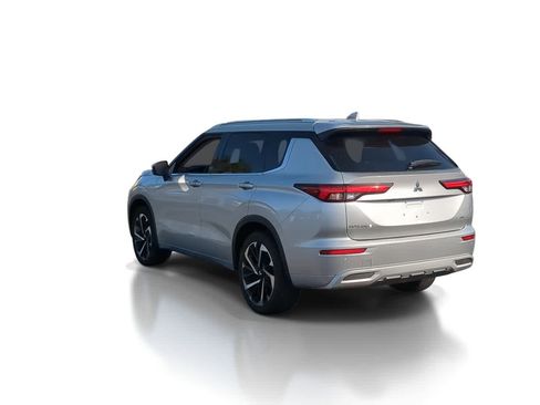 Used 2024 Mitsubishi Outlander SEL image 6
