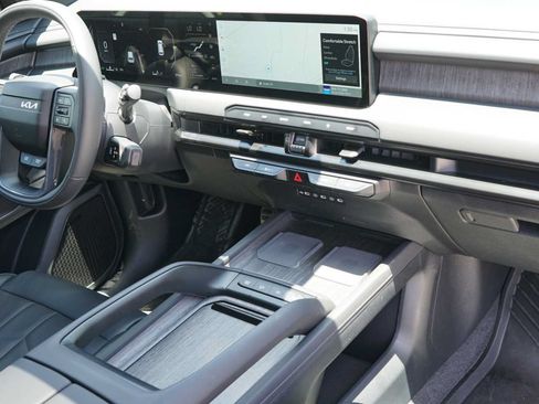 Used 2027 Kia Telluride SX Prestige X-Line w/ Towing Package AWD/4WD image 25