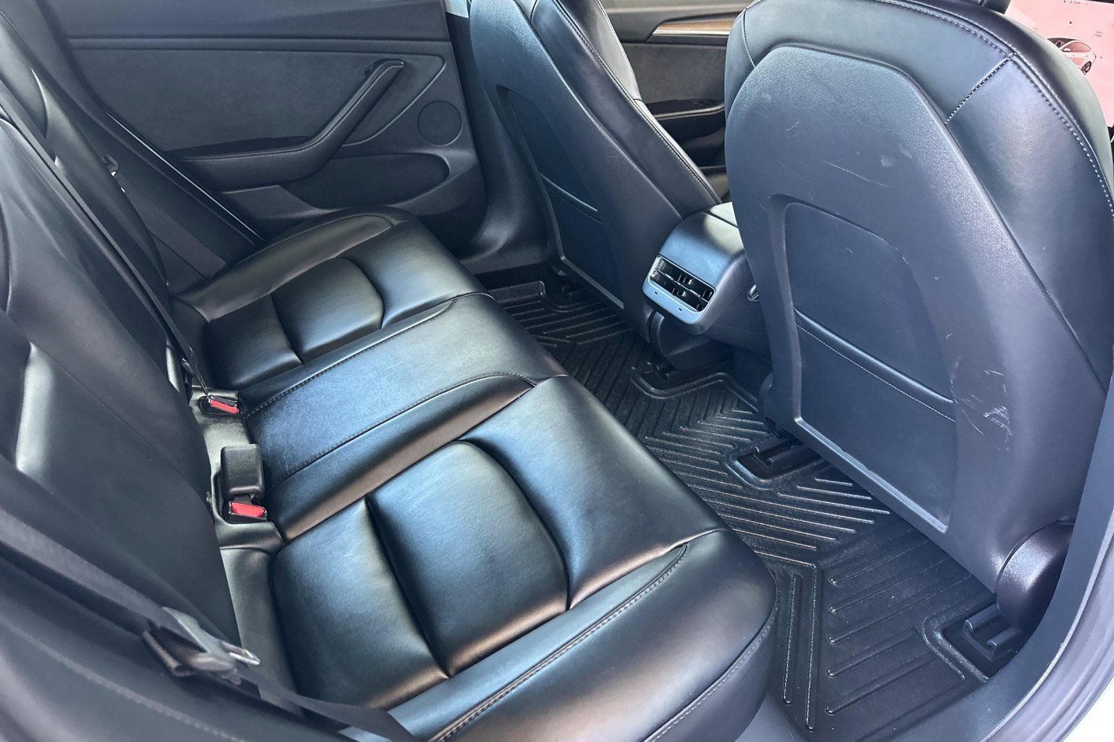 Used 2023 Tesla Model 3 Standard Range RWD image 18