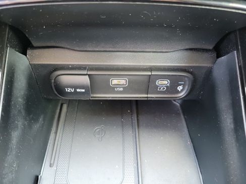 Used 2025 Kia Telluride S FWD image 15