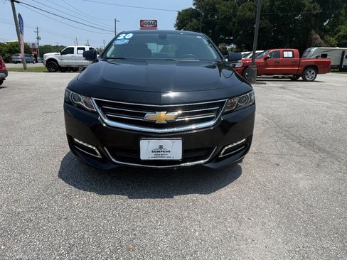 Used 2020 Chevrolet Impala LT w/ LT Convenience Package FWD image 2