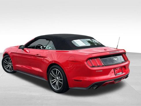 Used 2015 Ford Mustang Premium RWD image 5
