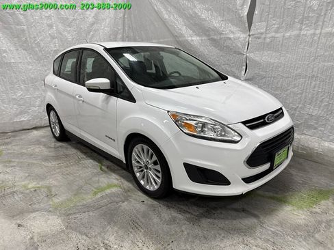 Used 2017 Ford C-MAX SE image 2