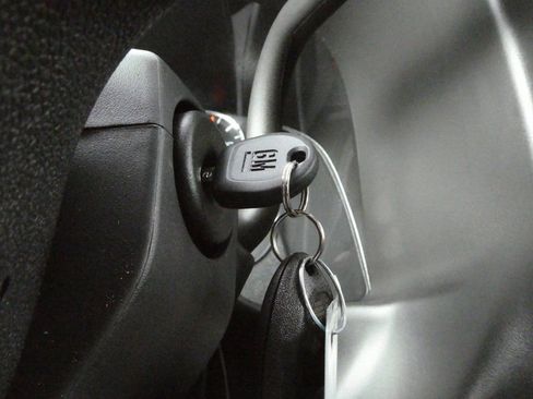 New 2025 GMC Savana 3500 Work Van w/ Power Convenience Package image 8