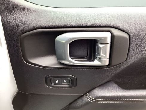 Used 2022 Jeep Wrangler Unlimited Sahara 4xe w/ Cold Weather Group image 21