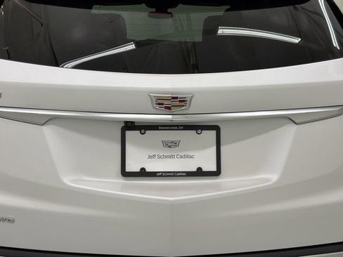 New 2025 Cadillac XT5 Sportv w/ LPO, Floor Liner Package image 19