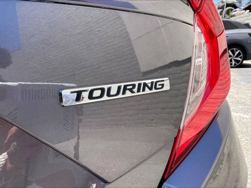 Used 2016 Honda Civic Touring image 7