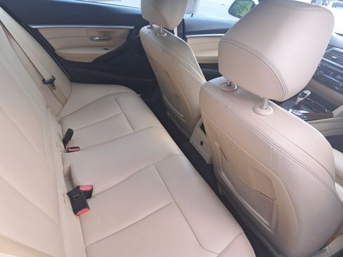 Used 2017 BMW 330i Sedan RWD image 11