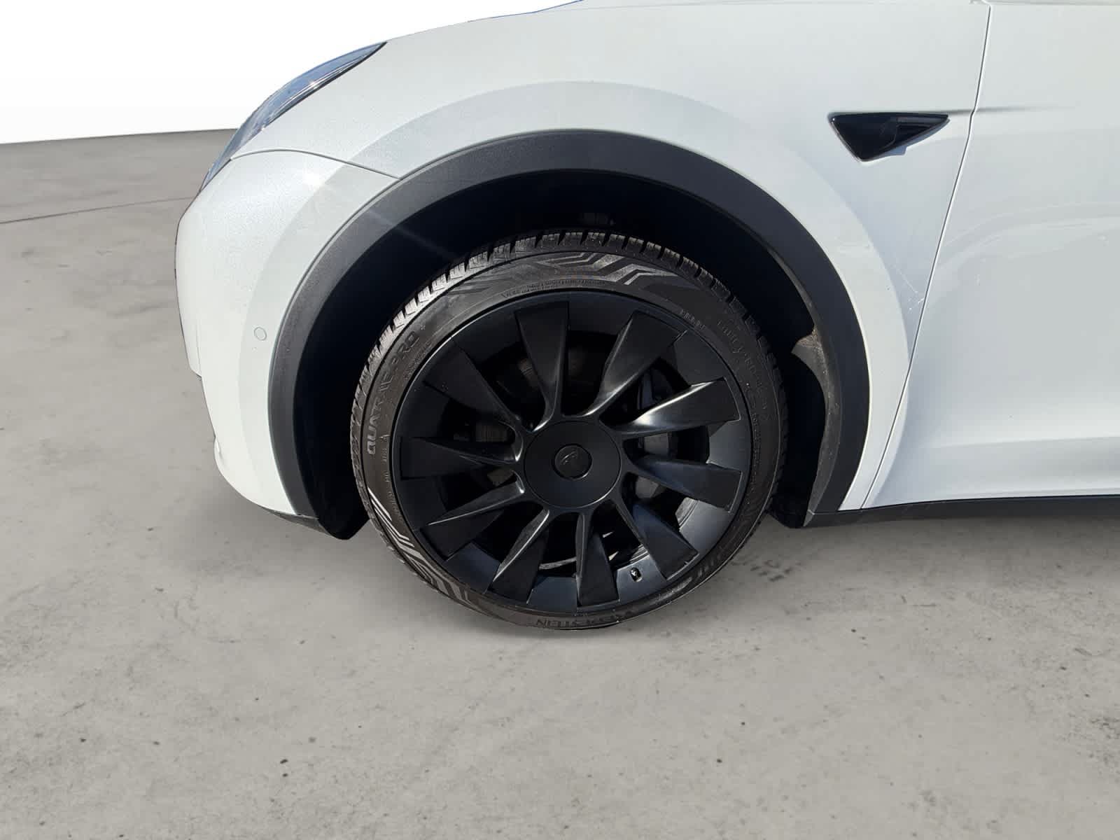 Used 2021 Tesla Model Y Long Range AWD/4WD image 10