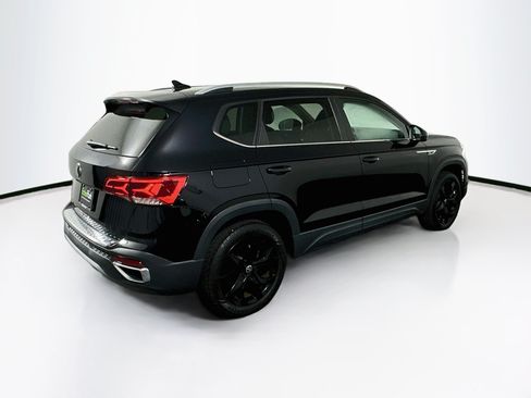Used 2023 Volkswagen Taos SE FWD image 9