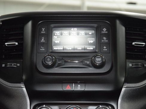 Used 2024 RAM 3500 Tradesman w/ Chrome Appearance Group image 20