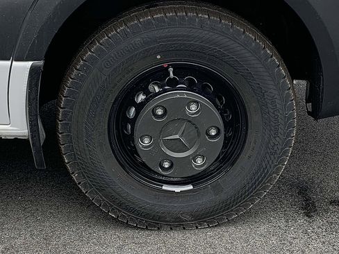 New 2025 Mercedes-Benz Sprinter 3500 image 5