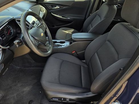Used 2025 Chevrolet Malibu LT image 19