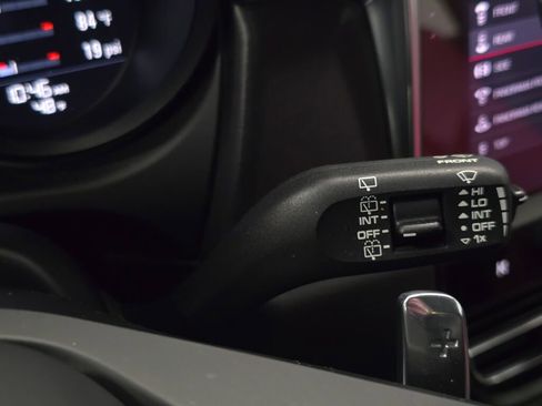 Certified 2024 Porsche Macan GTS image 37