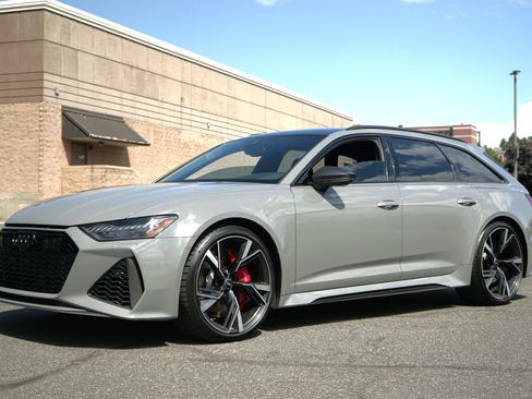 Used 2022 Audi RS 6 AWD/4WD image 2