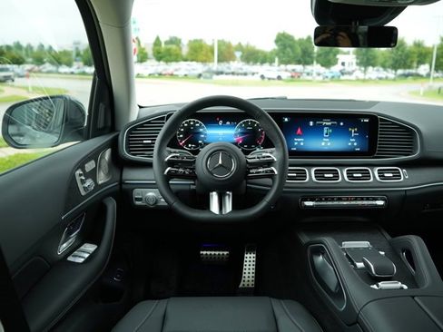 Certified 2026 Mercedes-Benz GLS 450 GLS 450 image 23