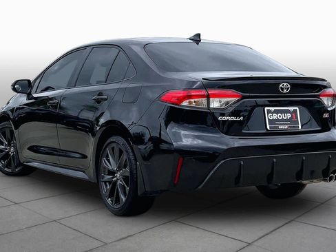 Used 2025 Toyota Corolla SE image 12